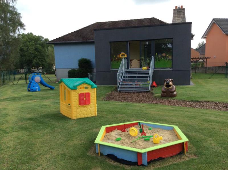 Image 1 : Crèche et foyer de jour pour enfant à Oberfeulen : Crèche Feelener Zwergewiss
